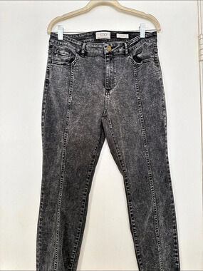 Logo by Lori Goldstein Women’s Skinny Jeans Black Sz 12 Like New